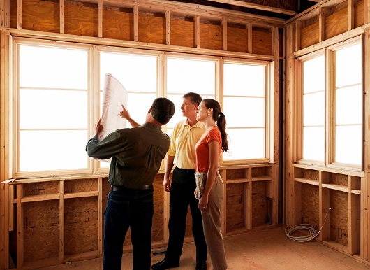 "Advisor guiding a buyer through House Key Opportunity Program eligibility"